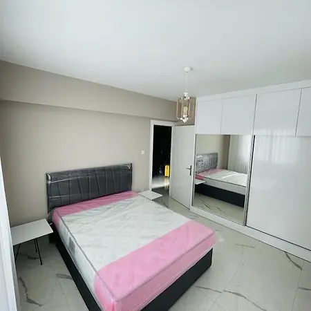 New! Seafront Flat In Long Beach * Perivolia tou Trikomou